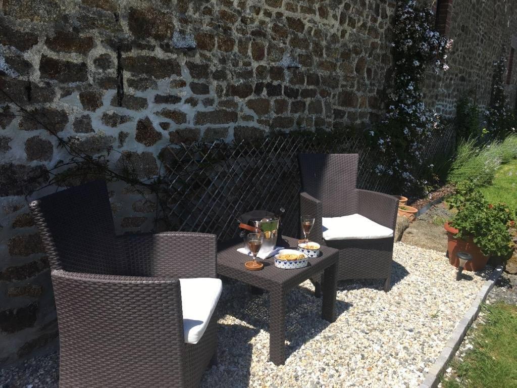 Chantella Saint-Mars-sur-la-Futaie Exterior foto